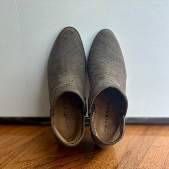 Lucky Brand Taupe Grey Perforated Baley Ankle Bootie Women 7M - Picture 3 of 7